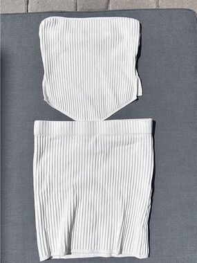White Fox Ribbed Two-Piece Skirt Set